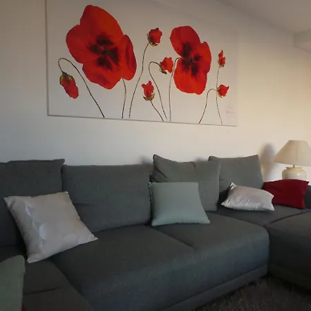 Beautiful Beachfront 2 Bedroom Flat Antibes