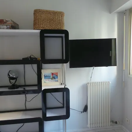 Apartment Beautiful Beachfront 2 Bedroom Flat *